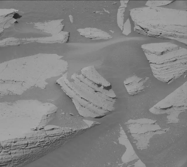 Sol 3951: Mast Camera (Mastcam)