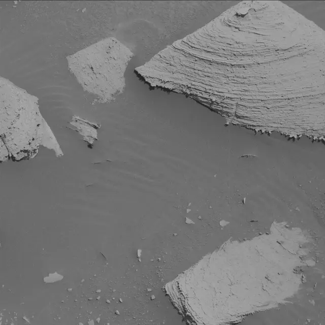 Sol 3951: Mast Camera (Mastcam)