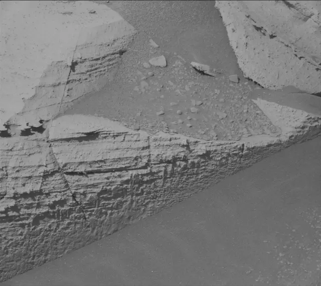 Sol 3951: Mast Camera (Mastcam)