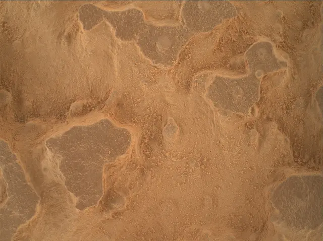 Sol 3953: Mars Hand Lens Imager (MAHLI)