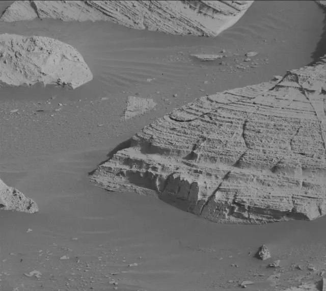 Sol 3955: Mast Camera (Mastcam)