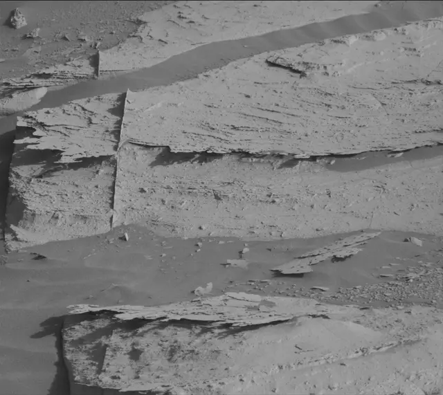 Sol 3955: Mast Camera (Mastcam)