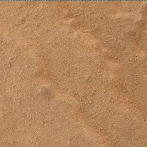 Sol 3955: Mars Hand Lens Imager (MAHLI)