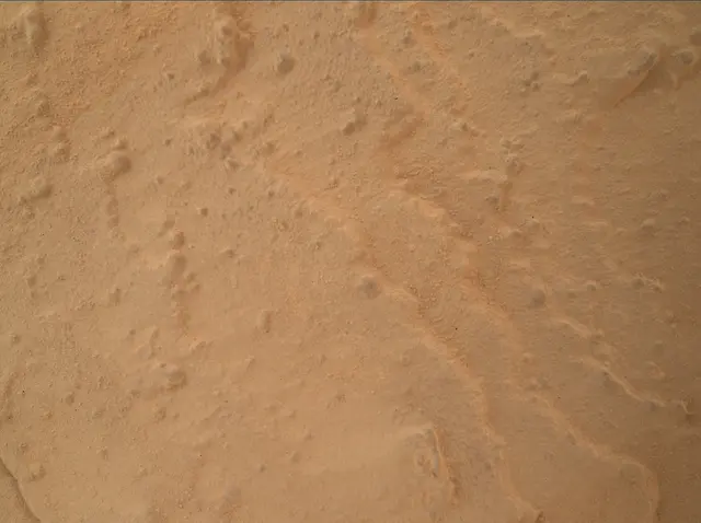 Sol 3955: Mars Hand Lens Imager (MAHLI)