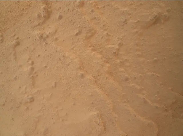 Sol 3955: Mars Hand Lens Imager (MAHLI)