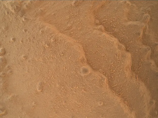 Sol 3955: Mars Hand Lens Imager (MAHLI)