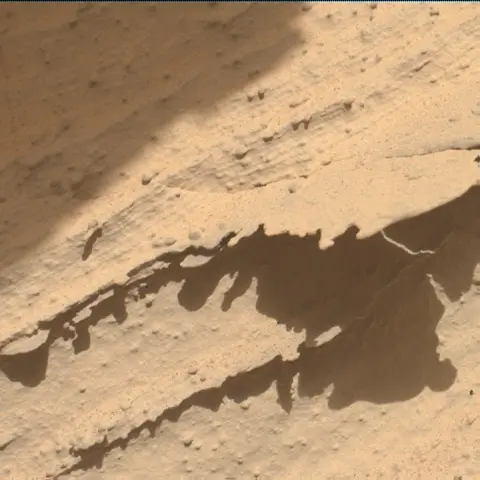 Sol 3955: Mars Hand Lens Imager (MAHLI)