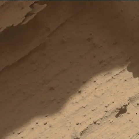 Sol 3955: Mars Hand Lens Imager (MAHLI)