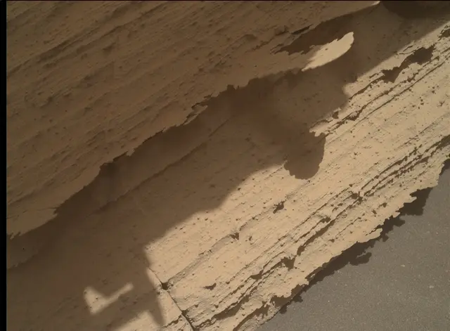 Sol 3955: Mars Hand Lens Imager (MAHLI)