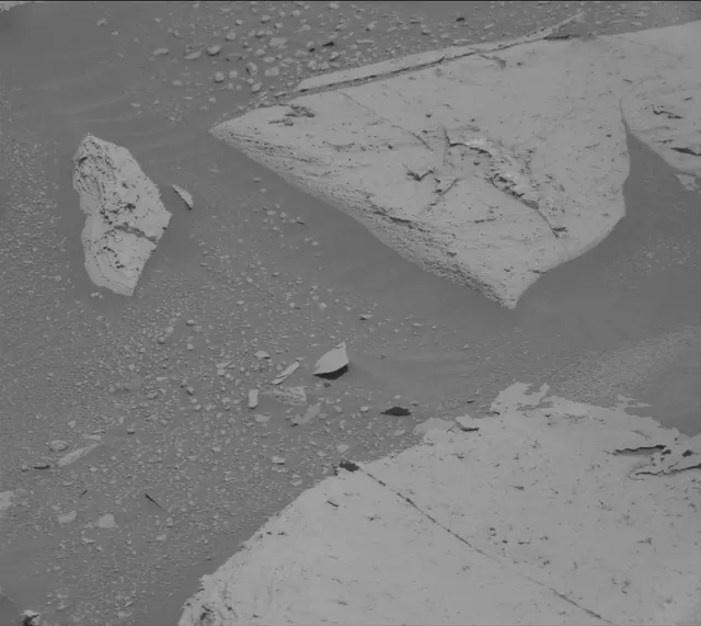 Sol 3957: Mast Camera (Mastcam)