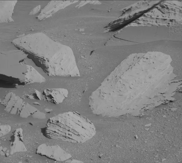 Sol 3958: Mast Camera (Mastcam)