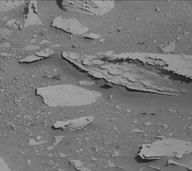 Sol 3958: Mast Camera (Mastcam)