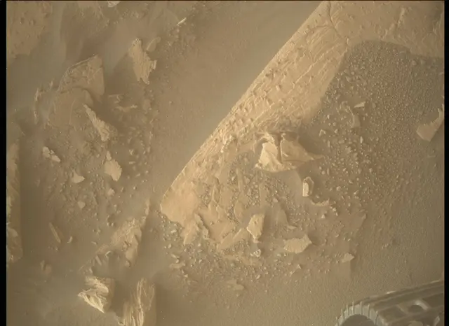 Sol 3960: Mars Descent Imager (MARDI)