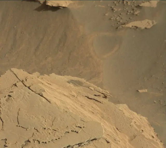 Sol 3962: Mast Camera (Mastcam)