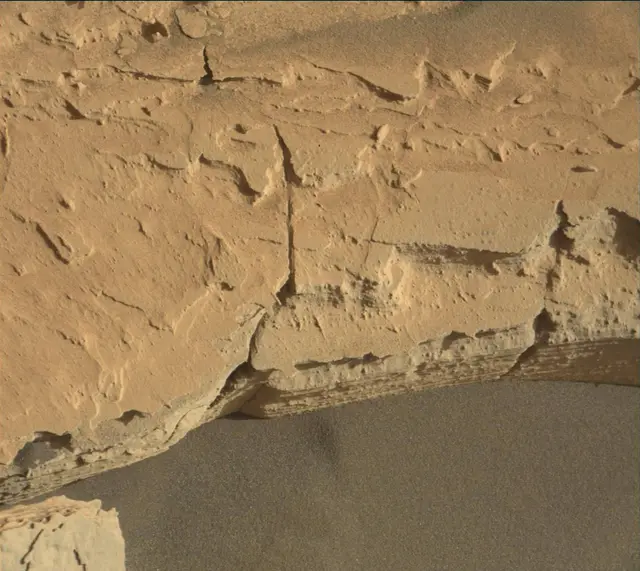 Sol 3962: Mast Camera (Mastcam)