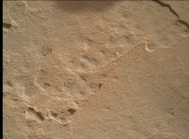 Sol 3962: Mars Hand Lens Imager (MAHLI)