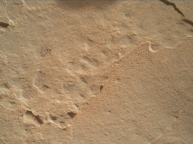 Sol 3962: Mars Hand Lens Imager (MAHLI)