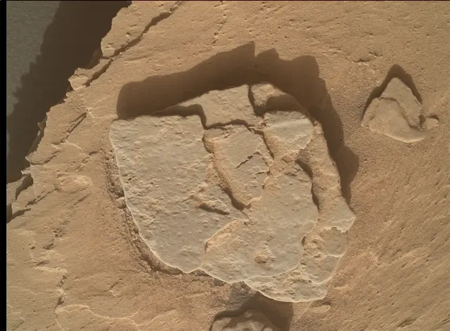 Sol 3962: Mars Hand Lens Imager (MAHLI)