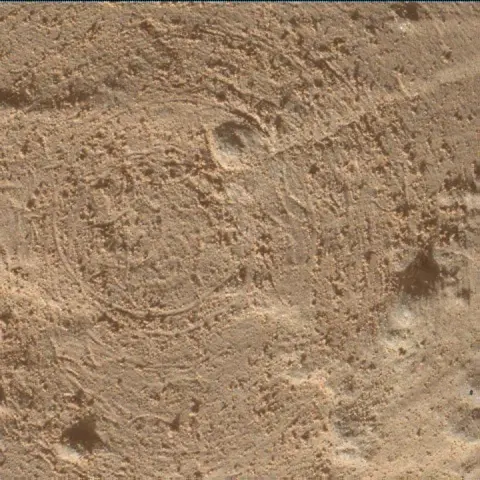 Sol 3964: Mars Hand Lens Imager (MAHLI)