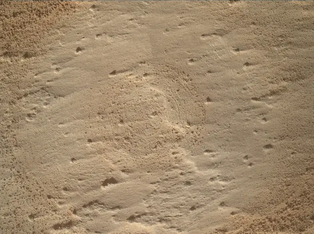 Sol 3964: Mars Hand Lens Imager (MAHLI)