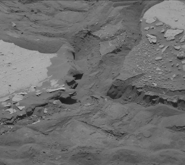 Sol 3966: Mast Camera (Mastcam)