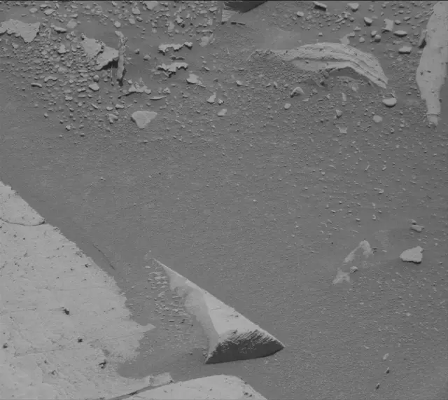 Sol 3966: Mast Camera (Mastcam)
