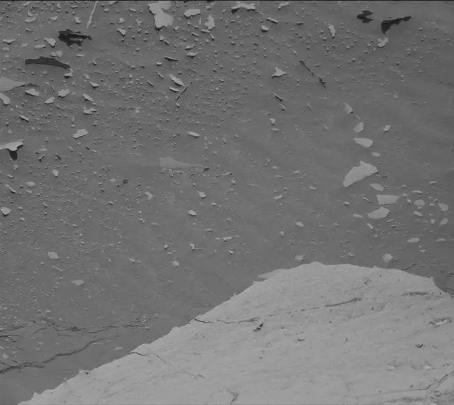 Sol 3966: Mast Camera (Mastcam)