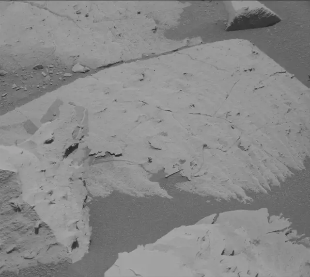 Sol 3966: Mast Camera (Mastcam)