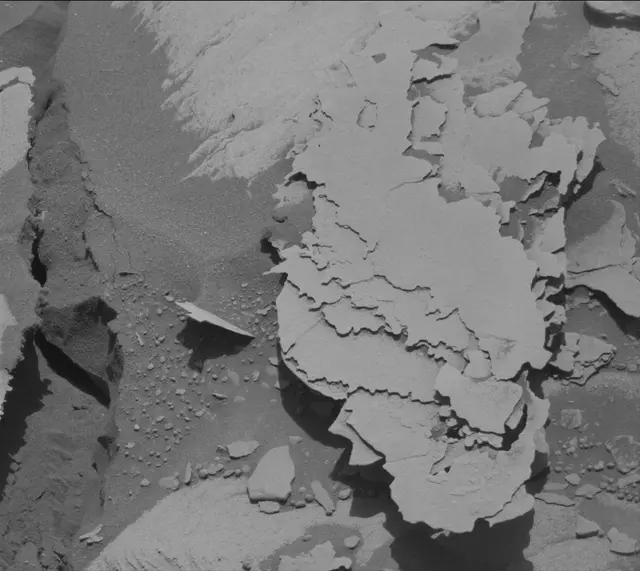 Sol 3966: Mast Camera (Mastcam)