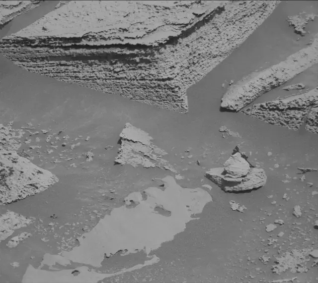 Sol 3966: Mast Camera (Mastcam)