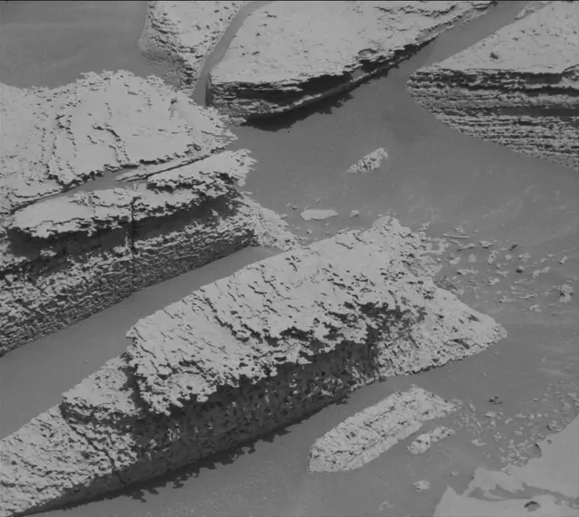 Sol 3966: Mast Camera (Mastcam)