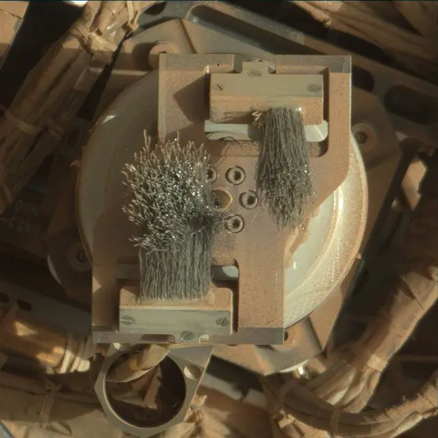 Sol 3966: Mast Camera (Mastcam)