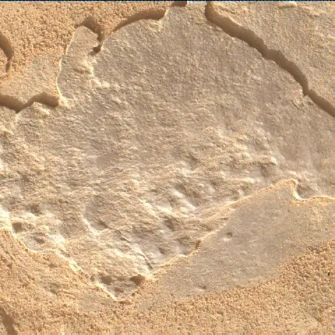 Sol 3966: Mars Hand Lens Imager (MAHLI)