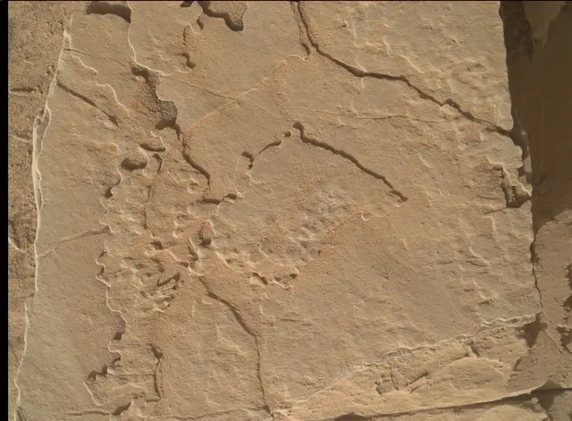 Sol 3966: Mars Hand Lens Imager (MAHLI)