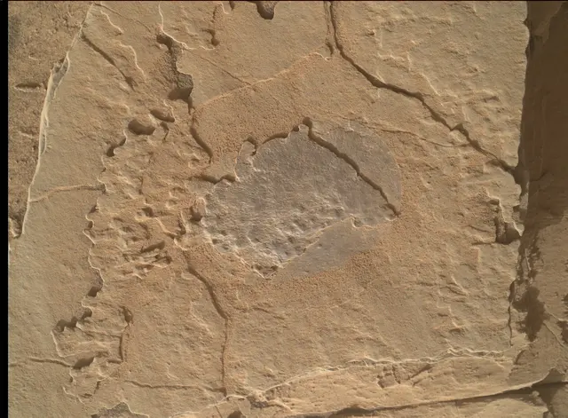 Sol 3966: Mars Hand Lens Imager (MAHLI)