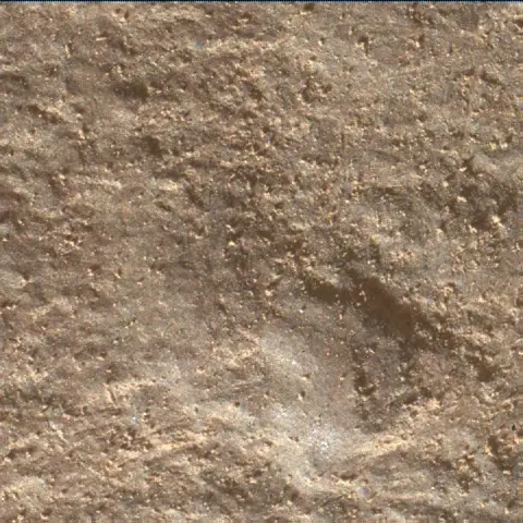 Sol 3966: Mars Hand Lens Imager (MAHLI)