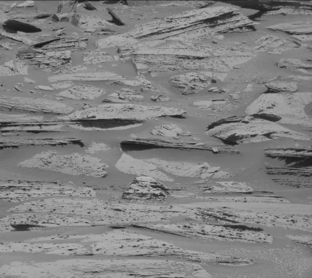 Sol 3967: Mast Camera (Mastcam)