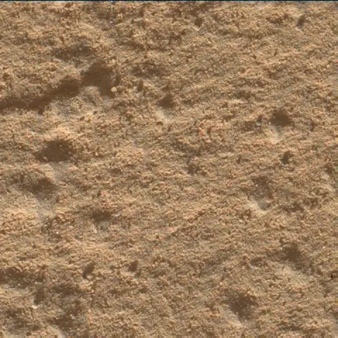Sol 3968: Mars Hand Lens Imager (MAHLI)