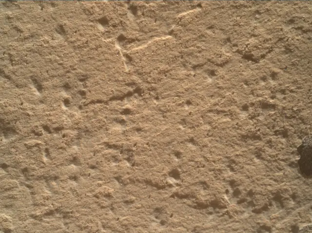 Sol 3968: Mars Hand Lens Imager (MAHLI)