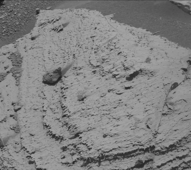 Sol 3982: Mast Camera (Mastcam)