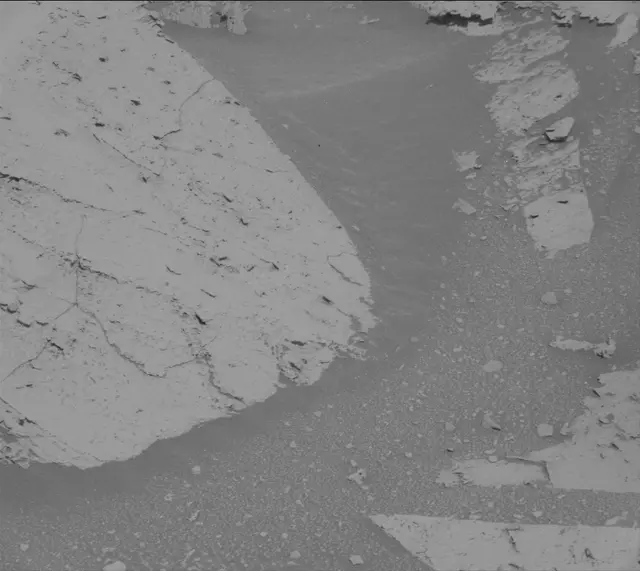 Sol 3990: Mast Camera (Mastcam)