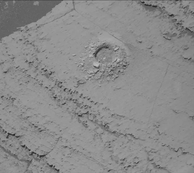 Sol 3993: Mast Camera (Mastcam)