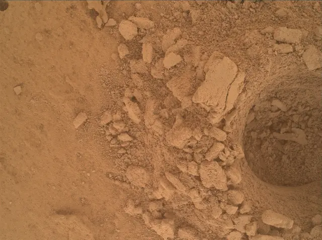 Sol 4028: Mars Hand Lens Imager (MAHLI)
