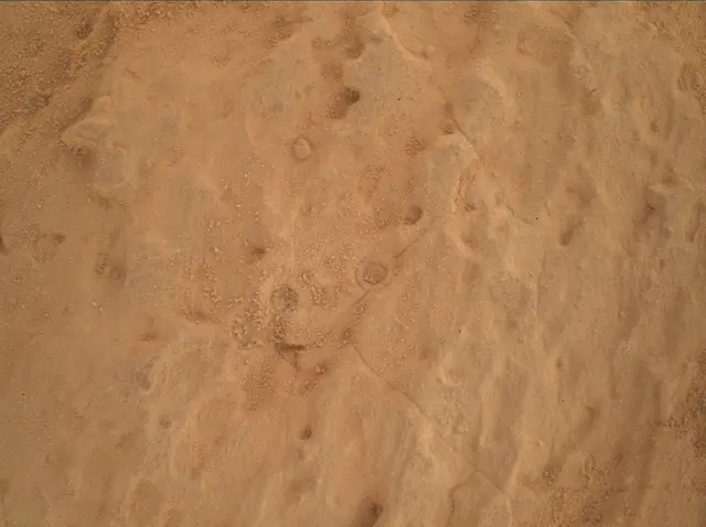 Sol 4039: Mars Hand Lens Imager (MAHLI)