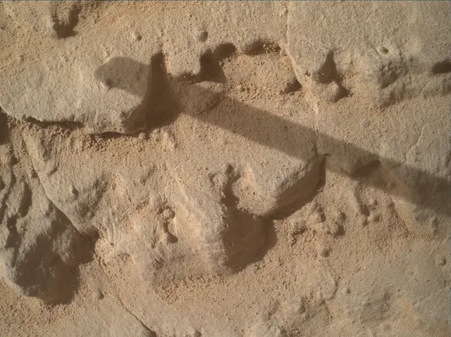 Sol 4057: Mars Hand Lens Imager (MAHLI)