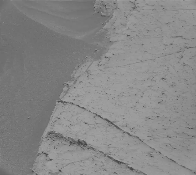 Sol 4064: Mast Camera (Mastcam)