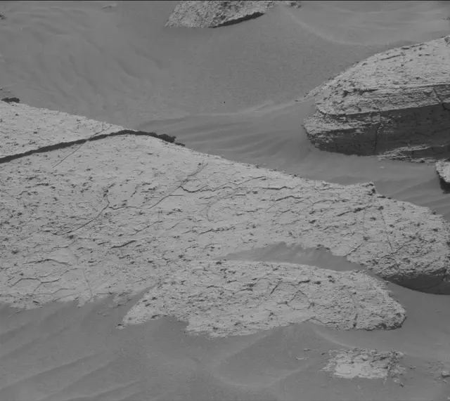 Sol 4064: Mast Camera (Mastcam)