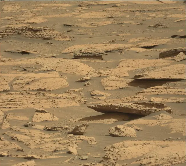 Sol 4064: Mast Camera (Mastcam)