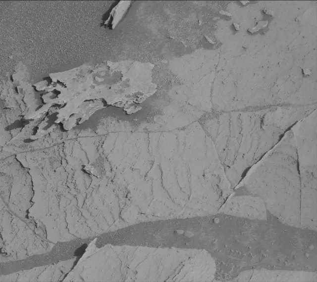 Sol 4064: Mast Camera (Mastcam)