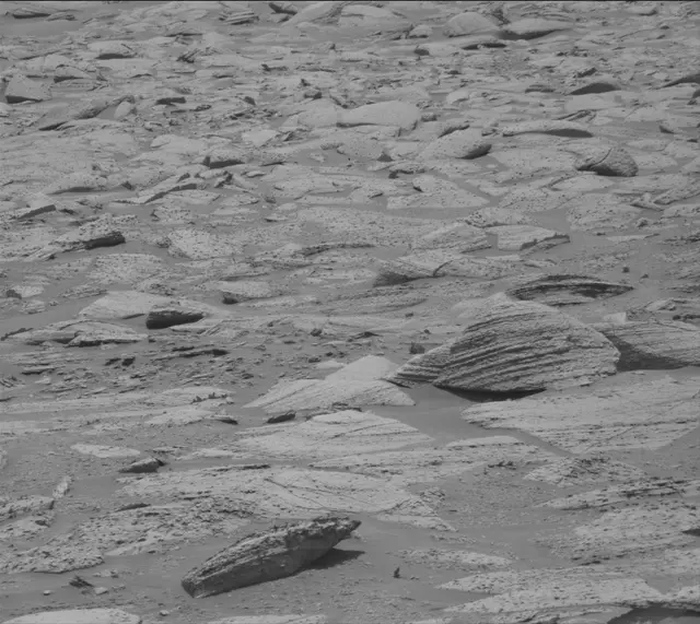 Sol 4067: Mast Camera (Mastcam)